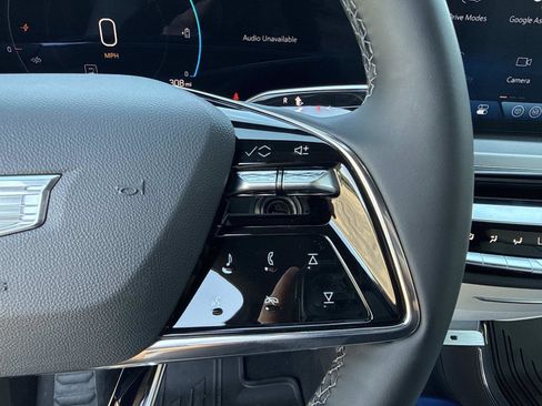 New 2025 Cadillac Lyriq Sport image 32