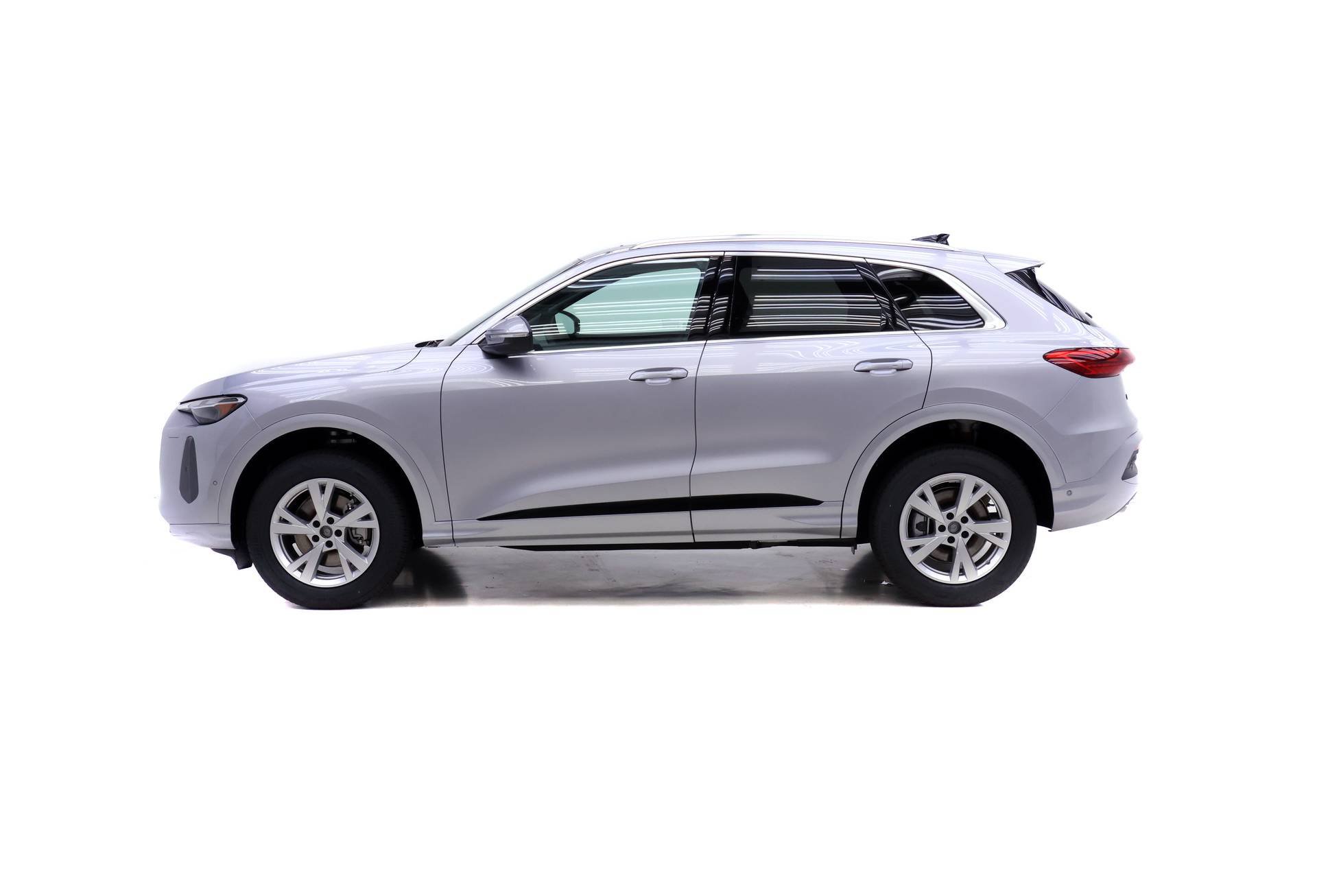 New 2026 Audi Q5 Premium AWD/4WD image 3