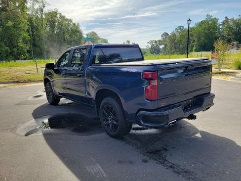 Used 2022 Chevrolet Silverado 1500 RST w/ LPO, Blackout Package AWD/4WD image 3