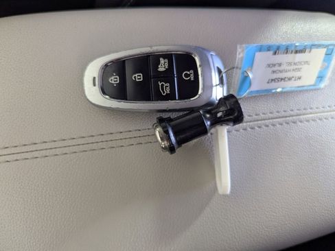 Certified 2024 Hyundai Tucson SEL FWD image 27