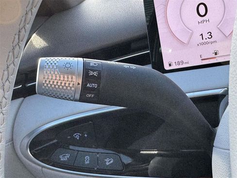 Certified 2026 Genesis GV70 2.5T Advanced image 18