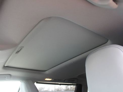 Used 2015 Toyota Highlander XLE image 55