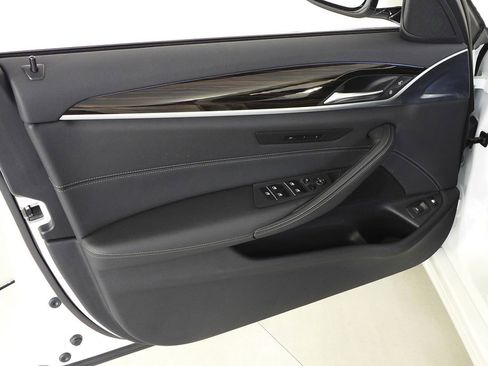 Certified 2023 BMW 530e 530e iPerformance w/ Convenience Package image 11