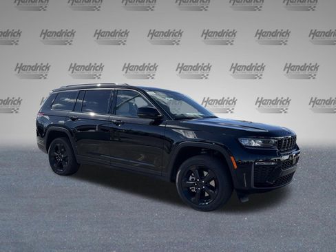 New 2026 Jeep Grand Cherokee L Limited w/ Limited Altitude Package RWD image 2