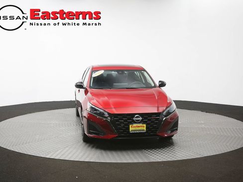 Used 2023 Nissan Altima 2.5 SR w/ SR Premium Package FWD image 51