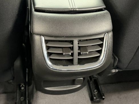 Used 2024 Chevrolet Malibu LT FWD image 29