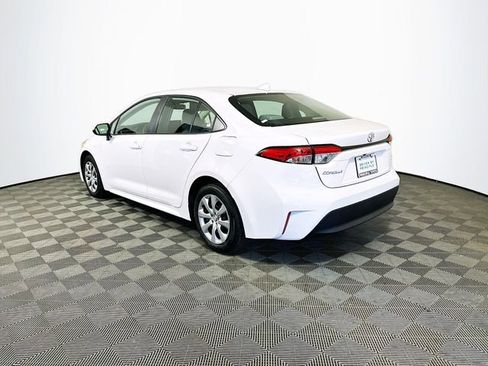 Certified 2025 Toyota Corolla LE image 6