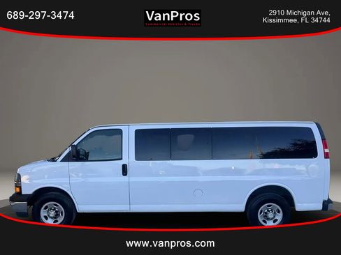 Used 2018 Chevrolet Express 3500 LT w/ LT Preferred Equipment Group image 2