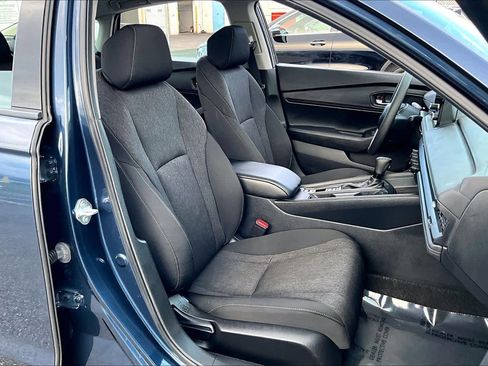 Used 2024 Honda Accord EX image 9