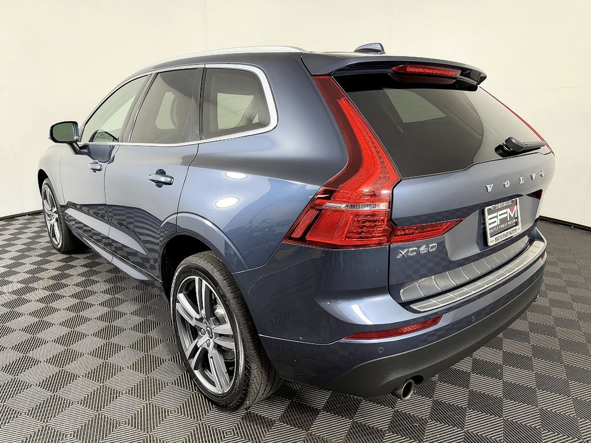 Used 2021 Volvo XC60 T5 Momentum w/ Premium Package AWD/4WD image 17