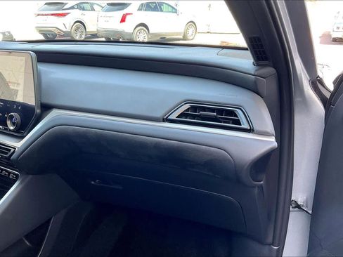 Used 2025 Lexus TX 500h AWD w/ Technology Package image 17