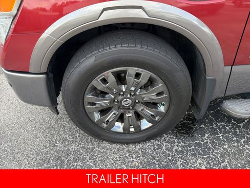 Used 2017 Nissan Titan Platinum Reserve image 11