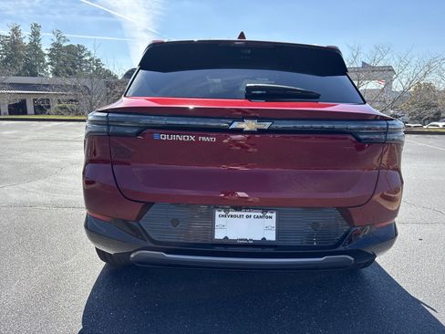 New 2026 Chevrolet Equinox EV LT image 6