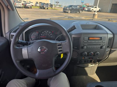 Used 2005 Nissan Titan XE w/ (W02) Preferred Pkg RWD image 14