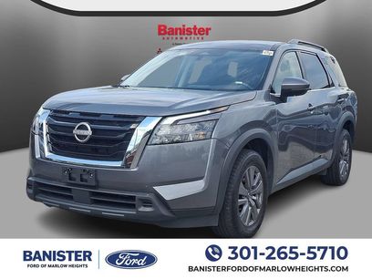 Used 2024 Nissan Pathfinder SV