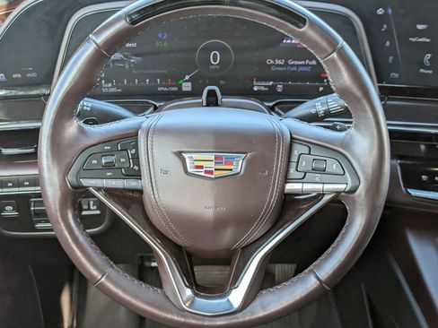 Used 2024 Cadillac Escalade ESV Sport Platinum w/ Heavy-Duty Trailer Package image 11