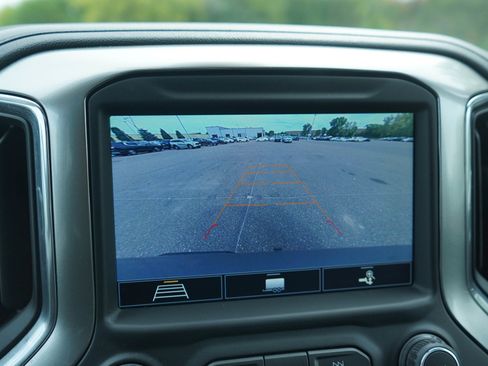 Used 2020 Chevrolet Silverado 1500 LTZ w/ LTZ Premium Package AWD/4WD image 28