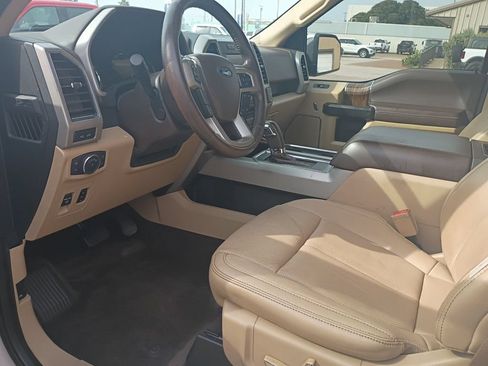 Used 2018 Ford F150 Lariat w/ Equipment Group 502A Luxury AWD/4WD image 21