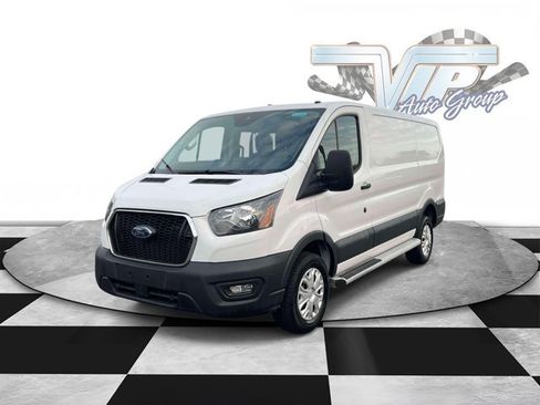 Used 2025 Ford Transit 250 Low Roof w/ Exterior Upgrade Package RWD image 4