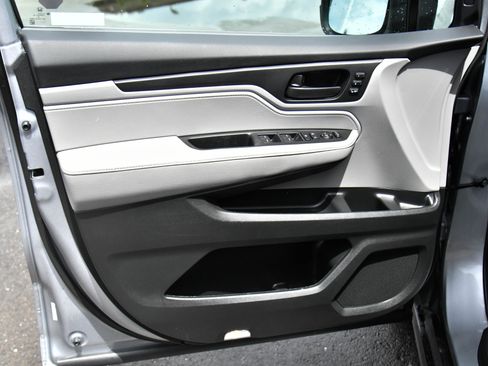 Used 2023 Honda Odyssey EX-L image 14