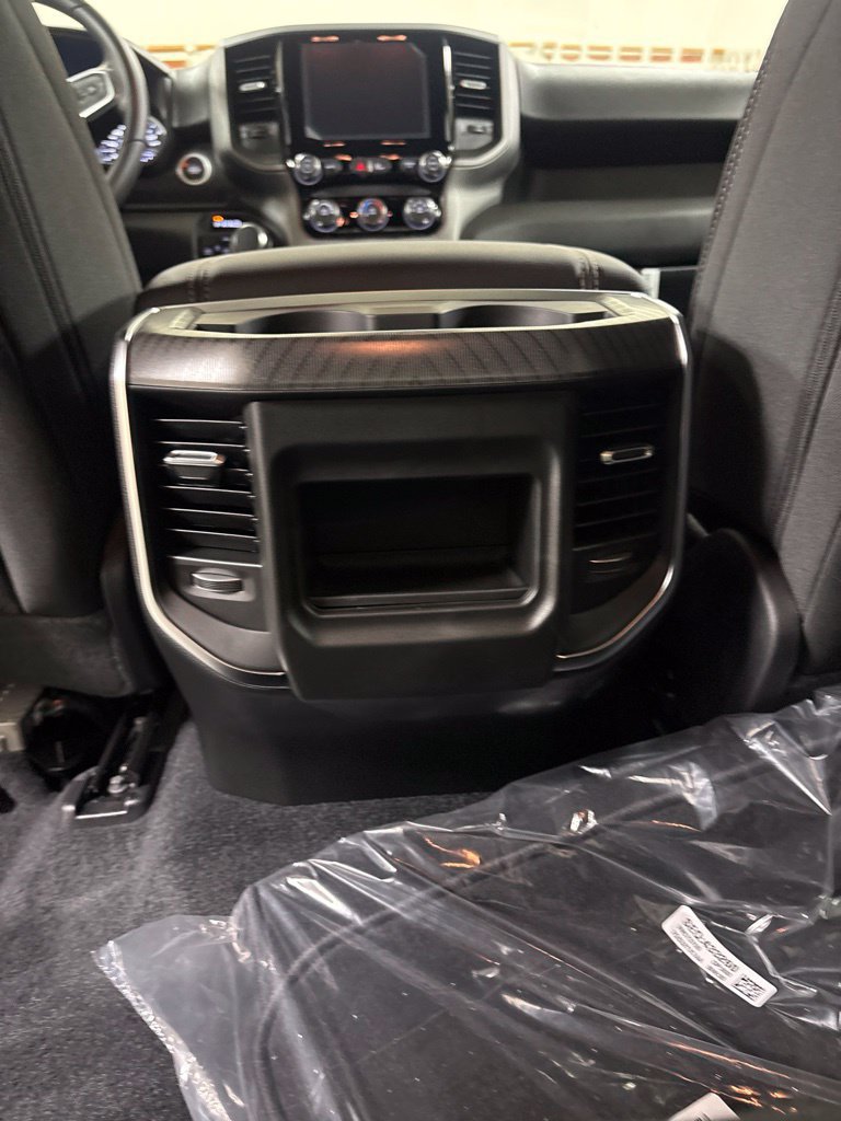New 2027 RAM 1500 Express AWD/4WD image 20