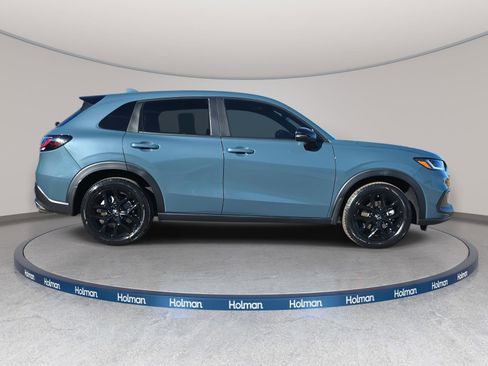 Used 2023 Honda HR-V Sport image 8