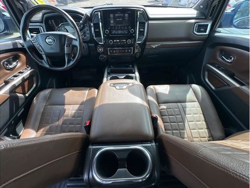 Used 2020 Nissan Titan Platinum Reserve w/ Moonroof Package AWD/4WD image 20