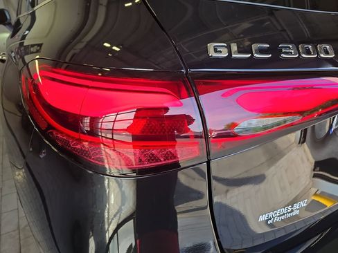 New 2026 Mercedes-Benz GLC 300 image 36