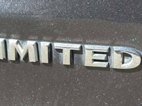 Used 2014 Jeep Grand Cherokee Limited image 21