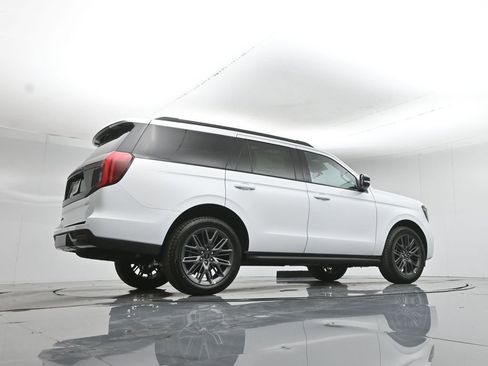 New 2026 Ford Expedition Platinum image 52