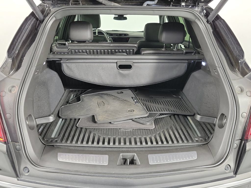 Certified 2024 Cadillac XT5 Premium Luxury FWD image 7