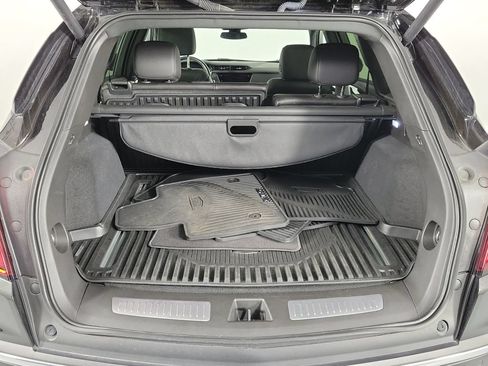 Certified 2024 Cadillac XT5 Premium Luxury FWD image 7
