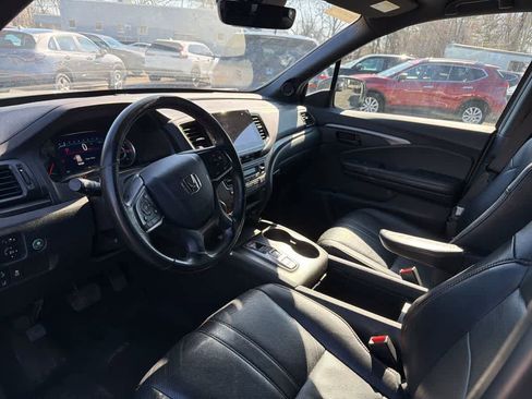 Used 2022 Honda Pilot TrailSport image 29