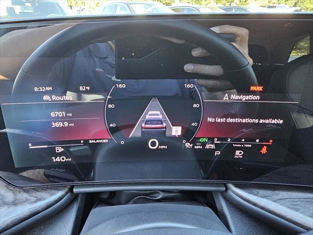 Used 2025 Audi Q5 Premium Plus w/ Premium Plus AWD/4WD image 12