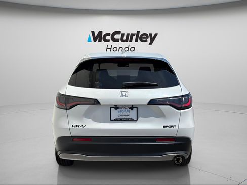 Certified 2026 Honda HR-V Sport image 4