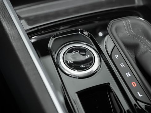 New 2026 Chevrolet Colorado LT image 31