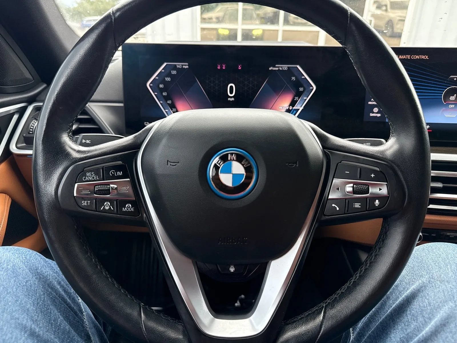 Used 2023 BMW i4 eDrive35 RWD image 17