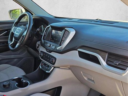 Used 2023 GMC Terrain SLE FWD image 21