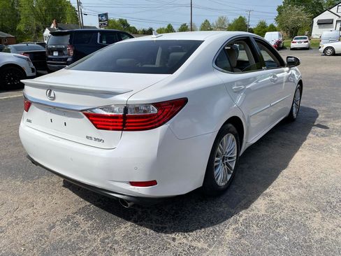 Used 2014 Lexus ES 350 w/ Luxury Package FWD image 6
