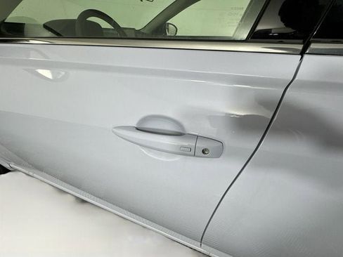 New 2025 Nissan Altima 2.5 SR image 11