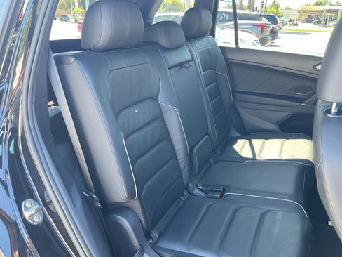 Used 2020 Volkswagen Tiguan SEL Premium R-Line w/ 3rd Row Seat Package AWD/4WD image 20