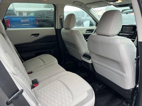 Used 2022 Nissan Pathfinder SV w/ Cargo Package AWD/4WD image 14