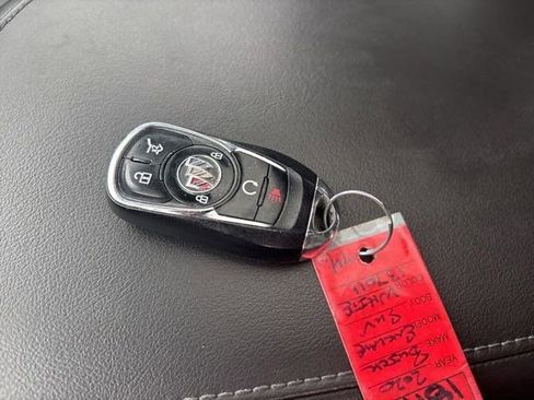 Used 2020 Buick Enclave Avenir w/ Avenir Technology Package image 52