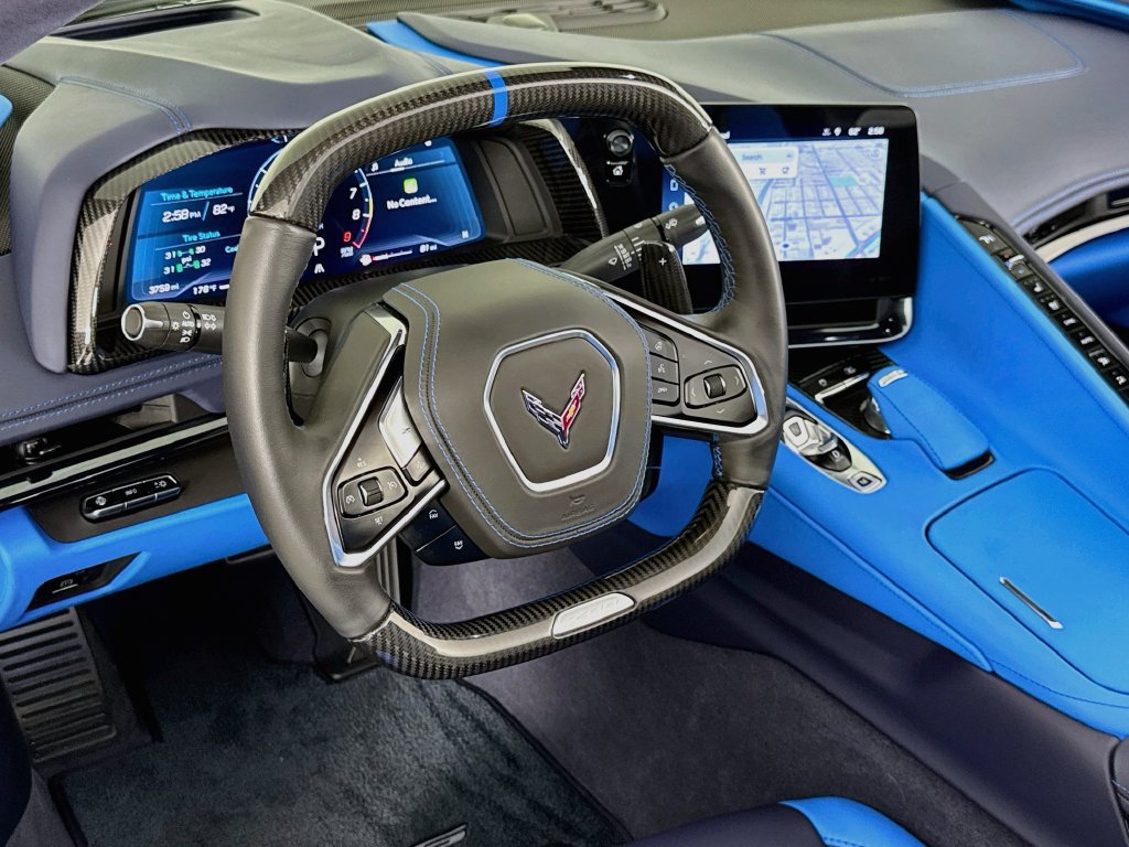 Used 2025 Chevrolet Corvette Z06 w/ Stealth Interior Trim Package RWD image 21