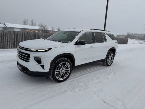 New 2026 Chevrolet Traverse LT w/ LPO, Floor Liner Package image 1