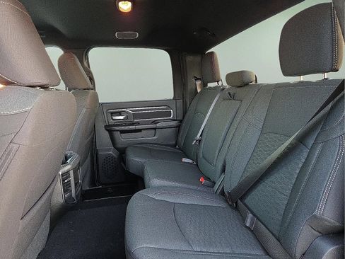 New 2026 RAM 2500 Big Horn AWD/4WD image 10
