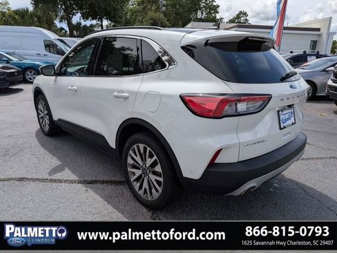 Used 2021 Ford Escape Titanium AWD/4WD image 5
