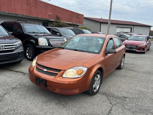 Used 2007 Chevrolet Cobalt LS FWD image 2