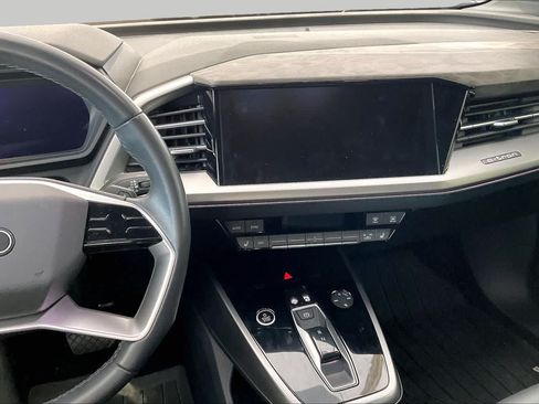 Used 2023 Audi Q4 e-tron Premium Plus w/ Premium Plus RWD image 6
