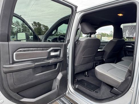 Used 2024 RAM 2500 Big Horn image 13